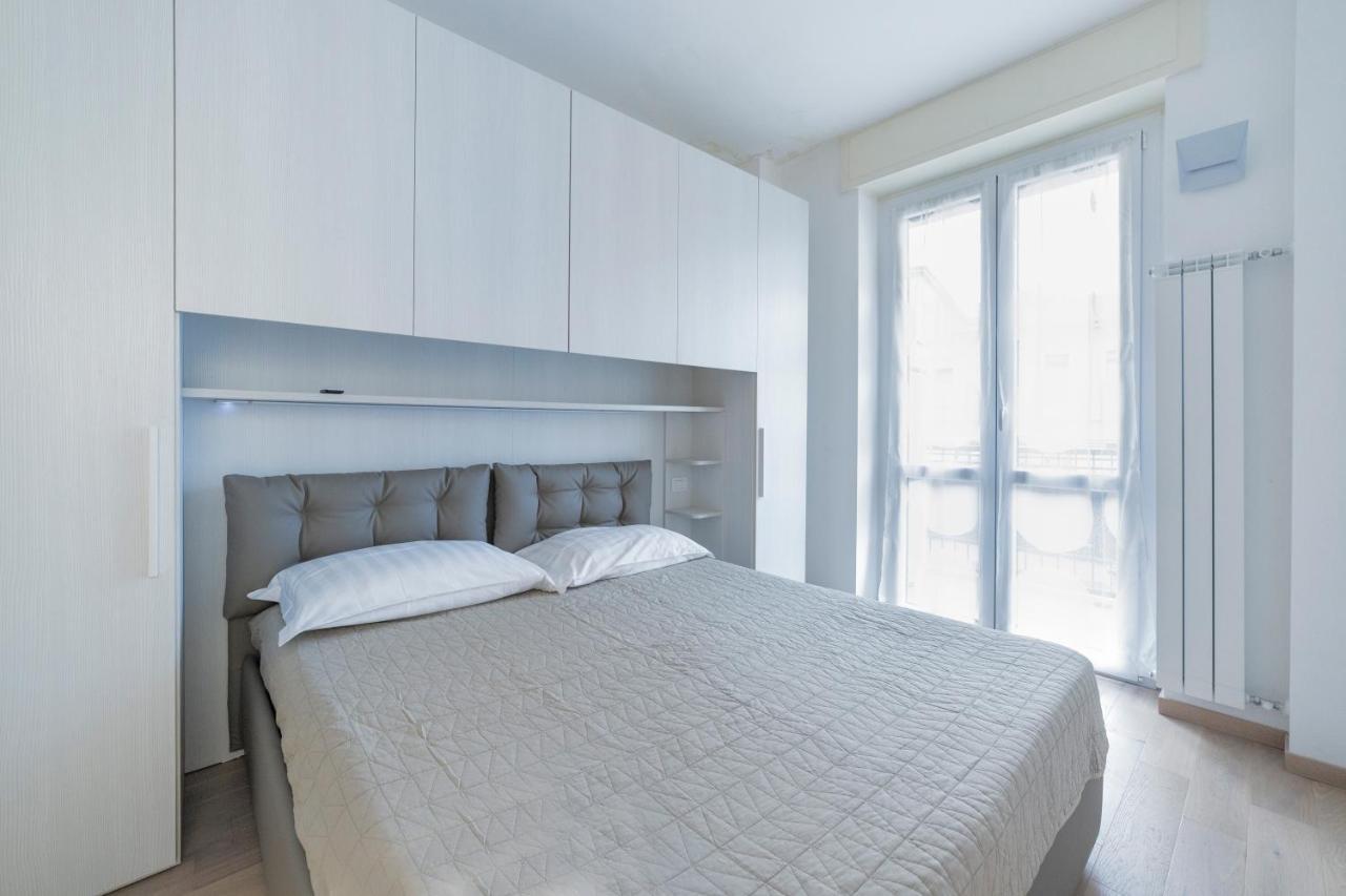 Milano Cosy Apt With Balcony! Luaran gambar