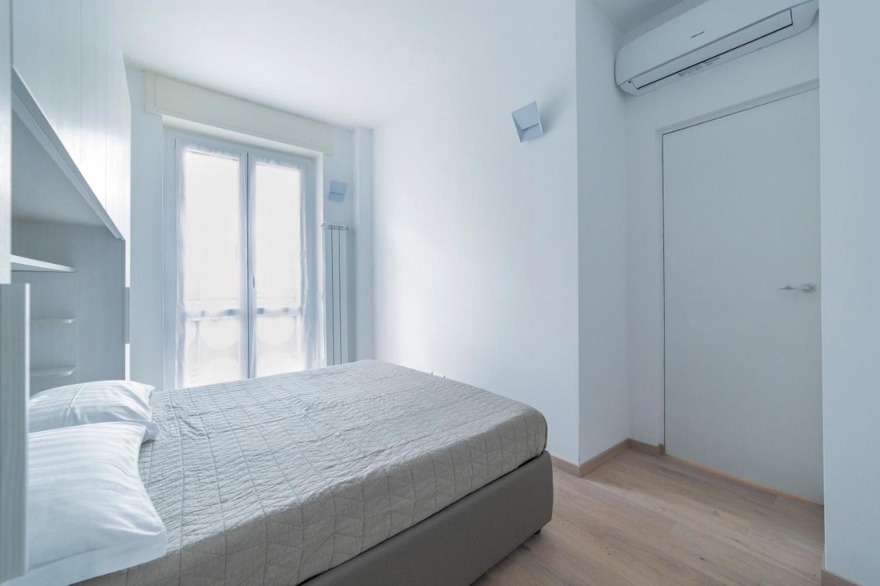 Milano Cosy Apt With Balcony! Luaran gambar